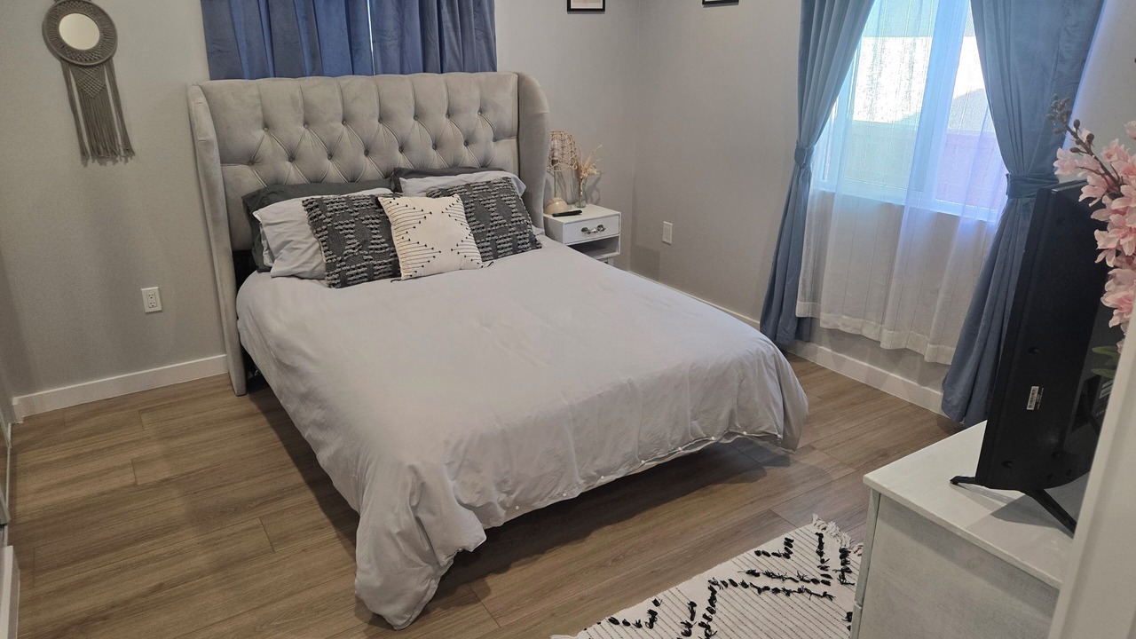 Photo of Bedroom in Hawthorne