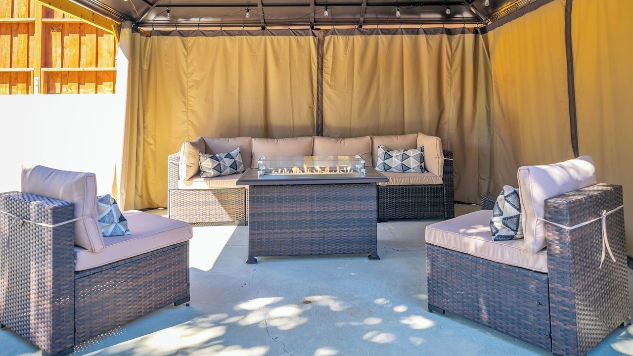 Photo of Patio Balcony in Lake Balboa