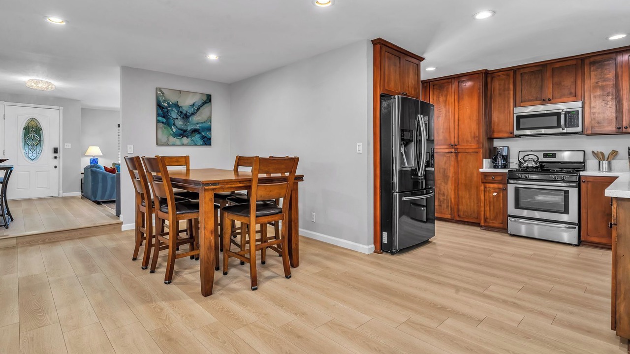 Photo of Kitchen in Lake Balboa