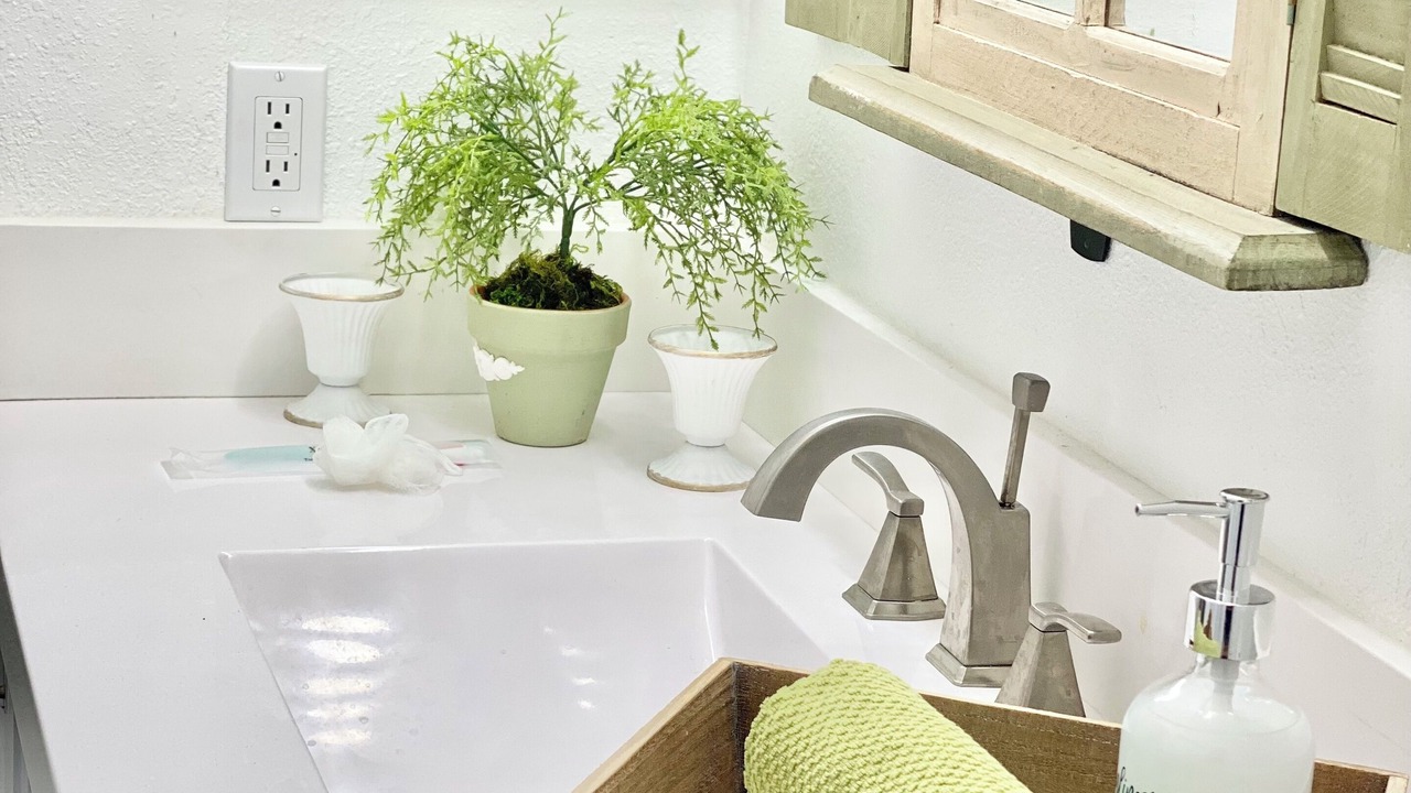 Photo of Bathroom in Mojave