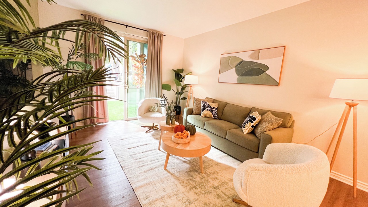Photo of Livingroom in Encino