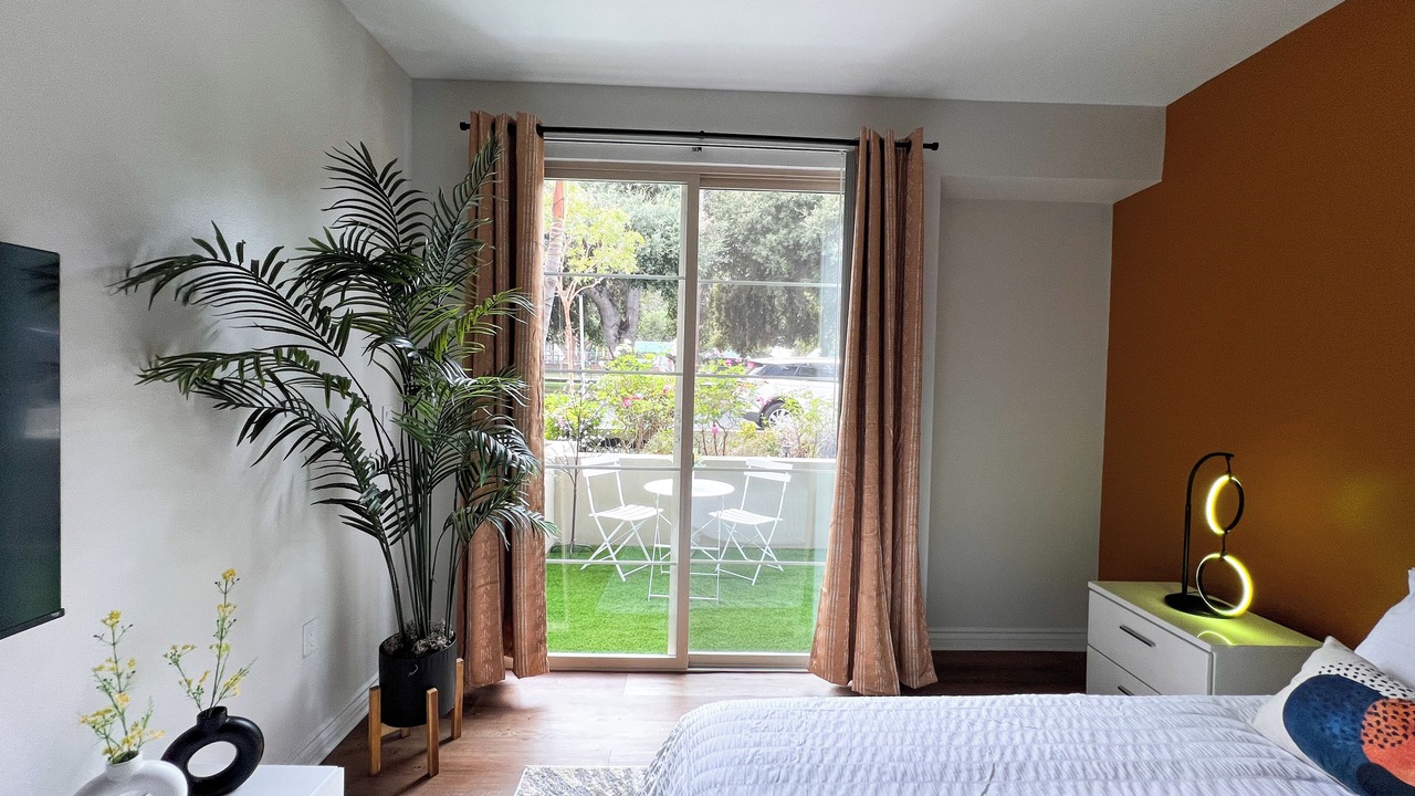 Photo of Bedroom in Encino