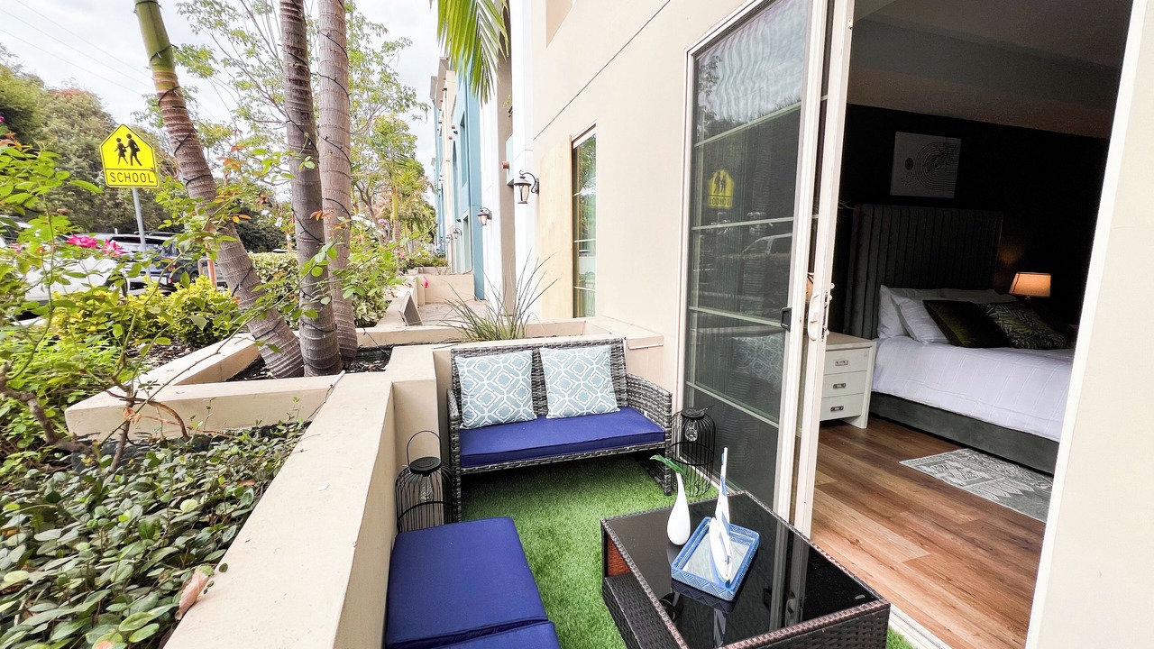 Photo of Outdoor in Encino