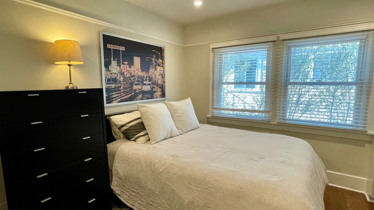 Photo of Bedroom in Larchmont