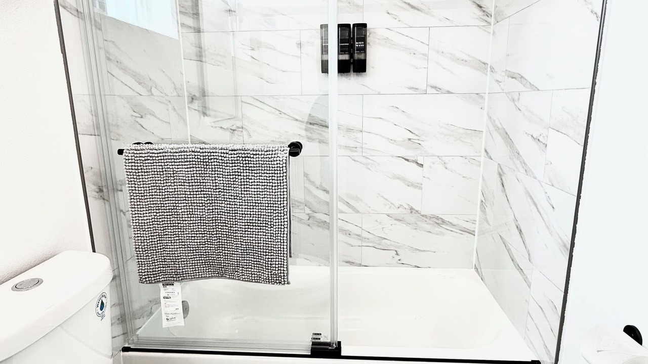 Photo of Bathroom in Van Nuys