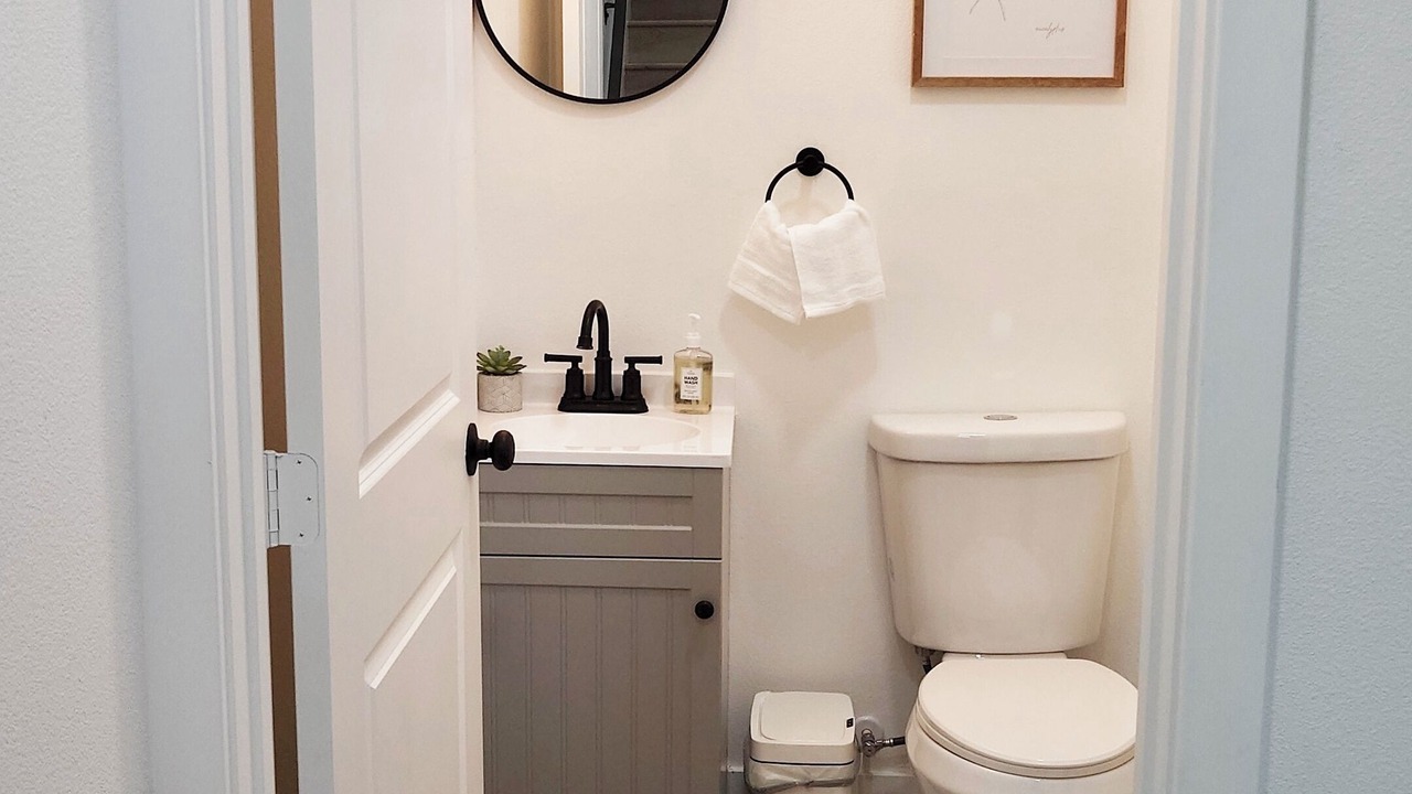Photo of Bathroom in Van Nuys