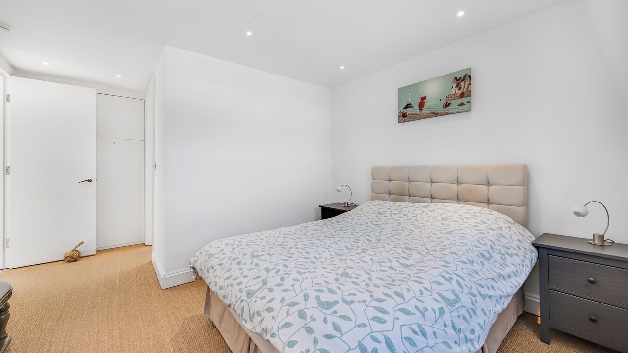 Photo of Bedroom in Addison