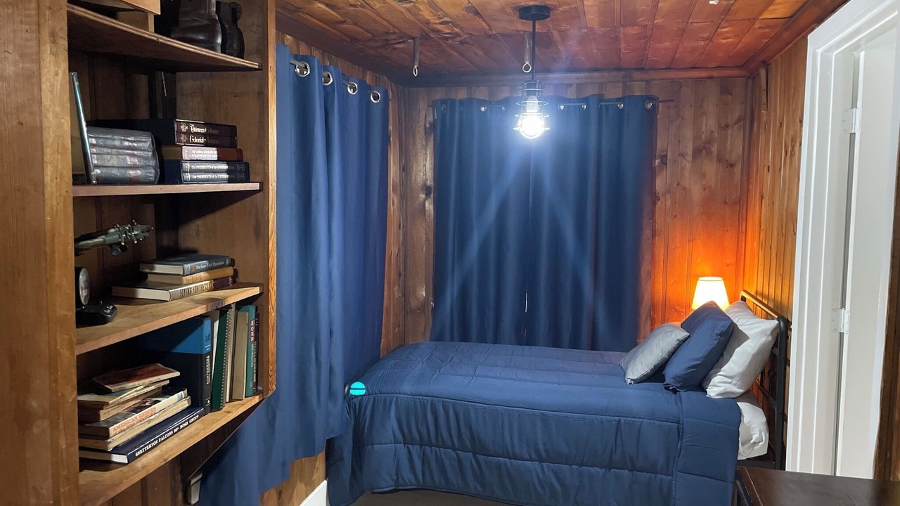 Photo of Bedroom in West Carson