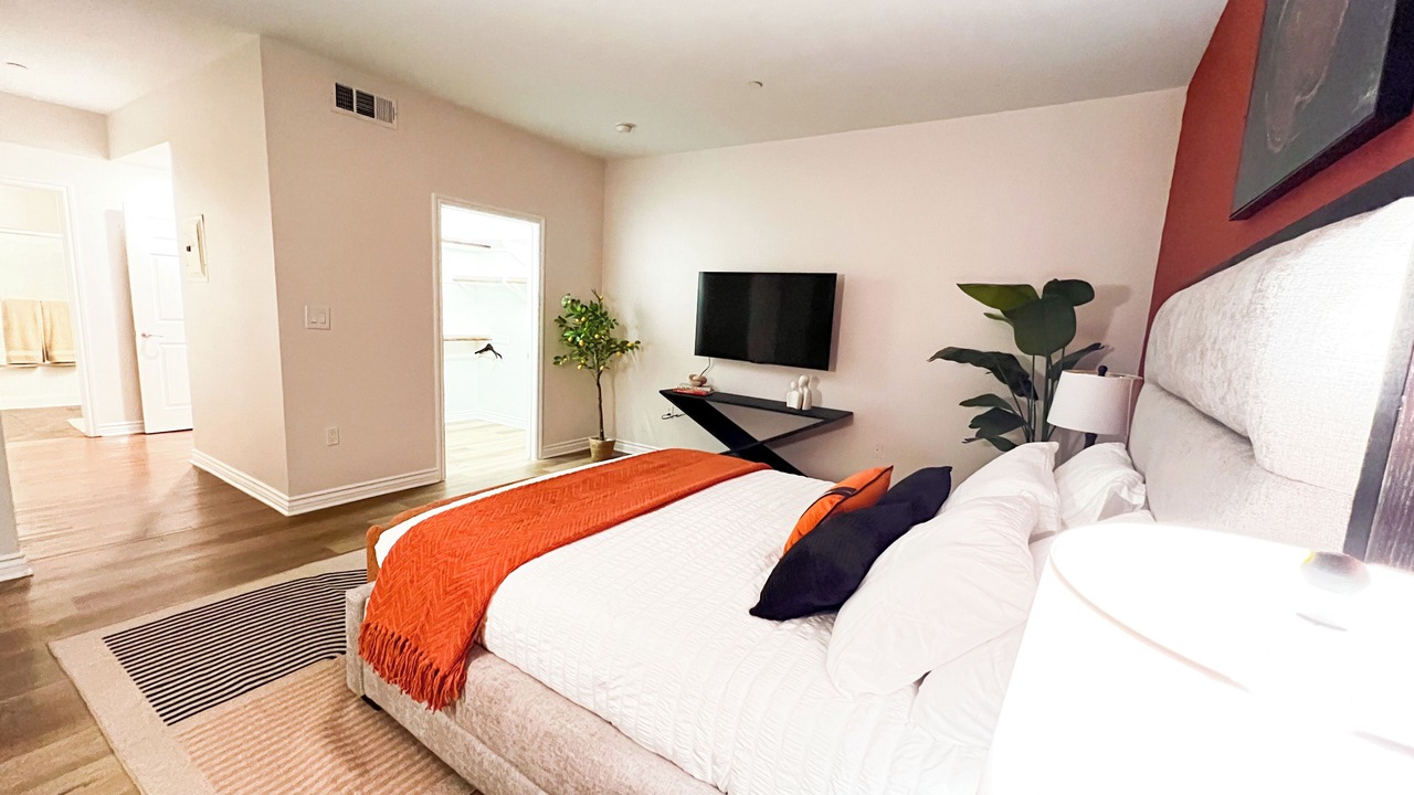 Photo of Bedroom in Encino