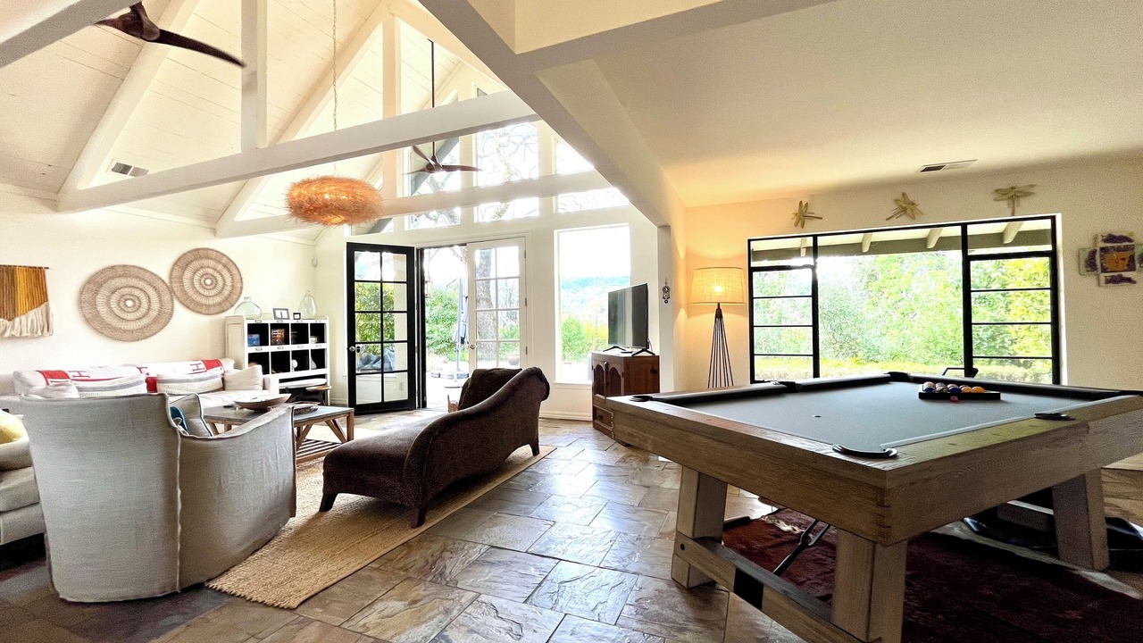 Photo of Bedroom in St. Helena