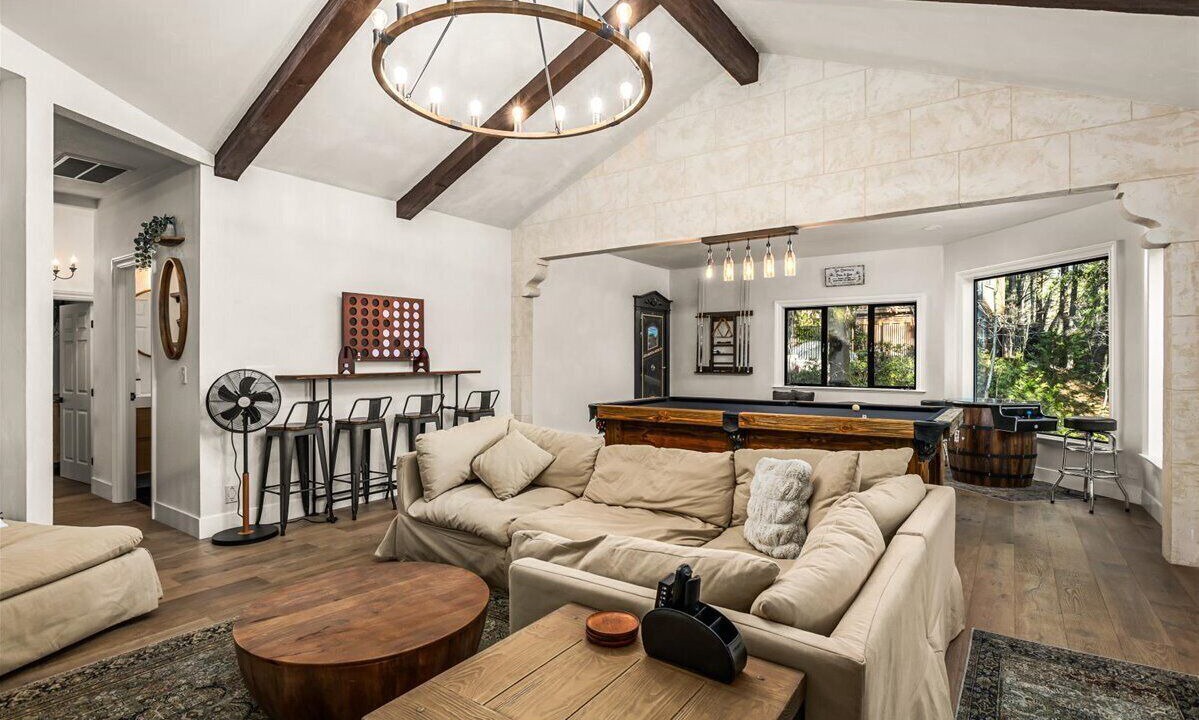 Photo of Bedroom in Chicago Park