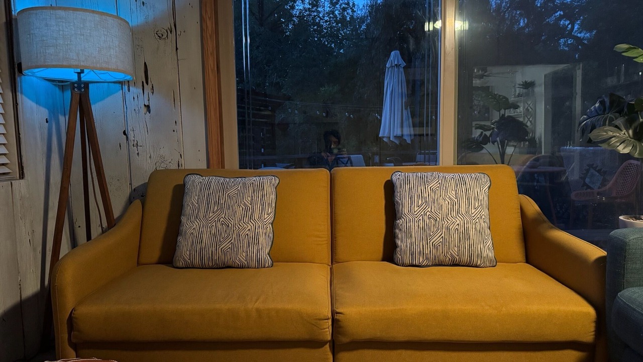 Photo of Livingroom in Simi Valley