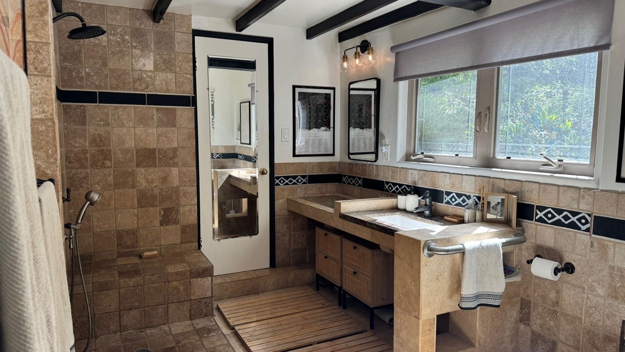 Photo of Bathroom in Simi Valley