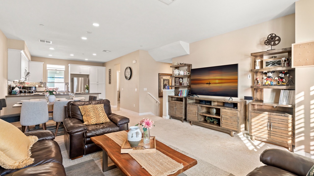 Photo of Livingroom in Glendora