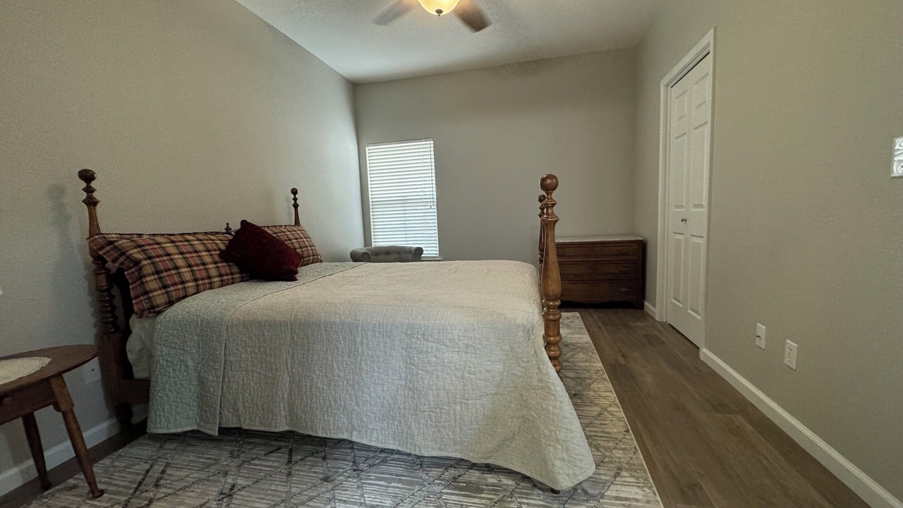 Photo of Bedroom in Merced