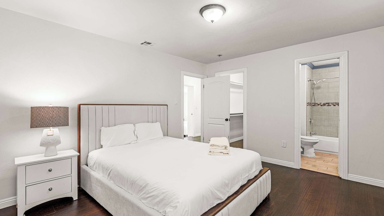 Photo of Bedroom in East Pasadena