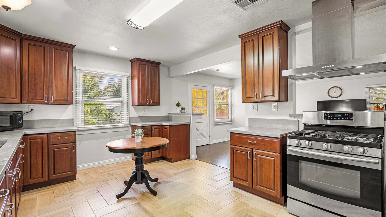 Photo of Kitchen in East Pasadena