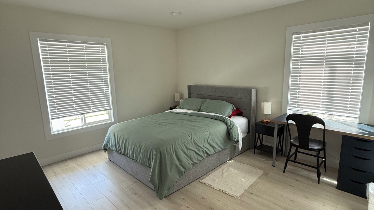 Photo of Bedroom in Lake Balboa
