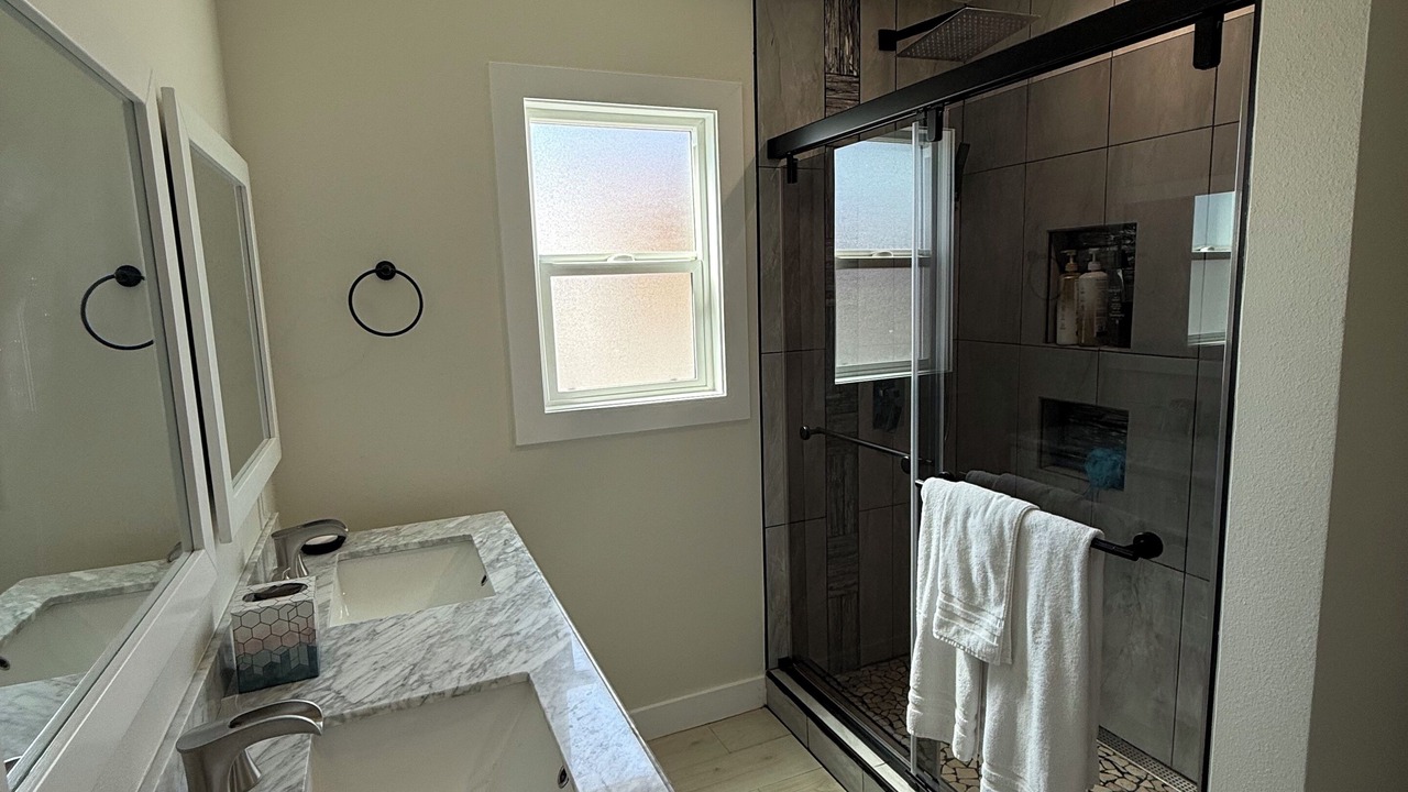 Photo of Bathroom in Lake Balboa
