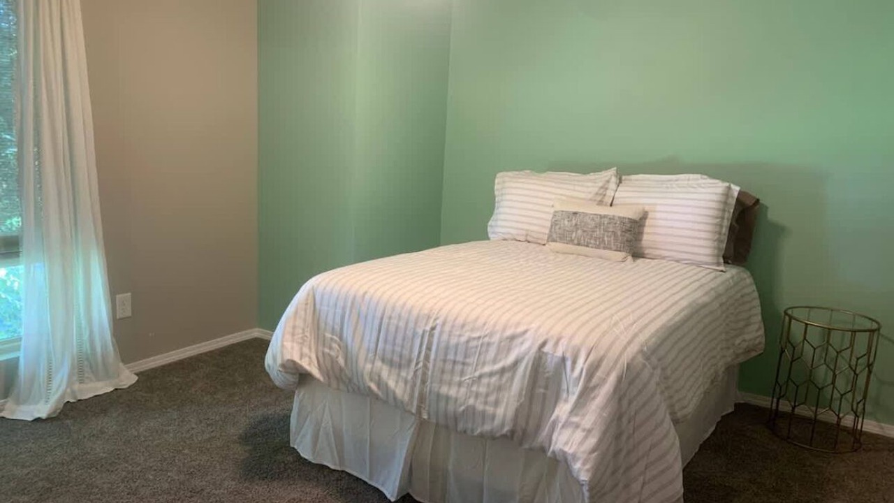 Photo of Bedroom in Downtown Riverside