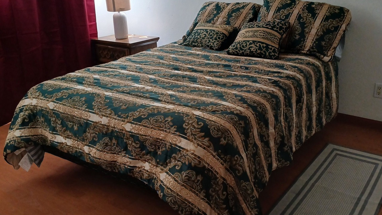 Photo of Bedroom in Lomita