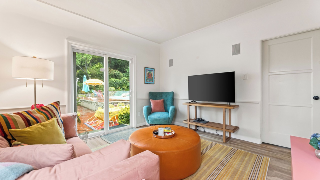 Photo of Livingroom in Hollywood Hills
