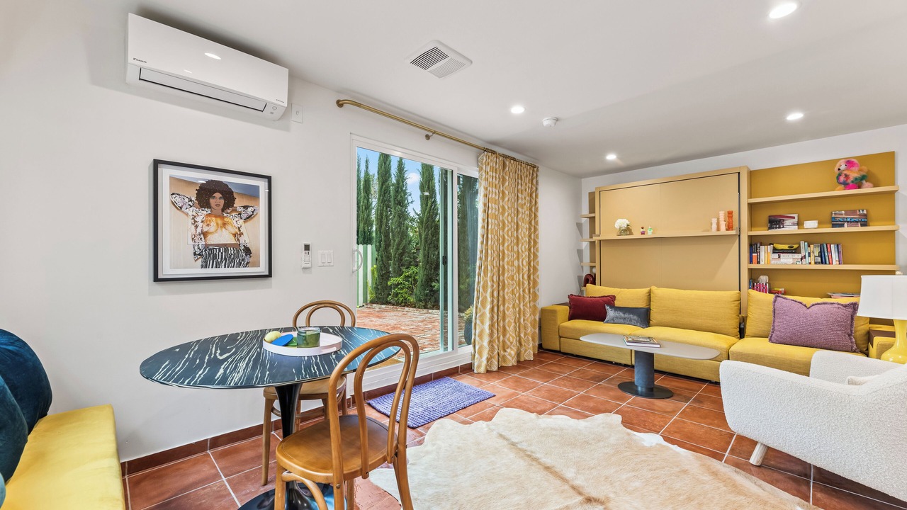 Photo of Livingroom in Hollywood Hills