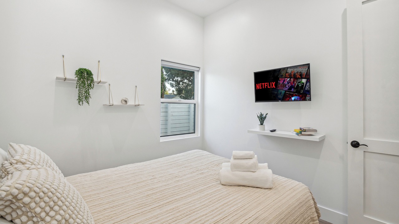 Photo of Bedroom in North Hollywood