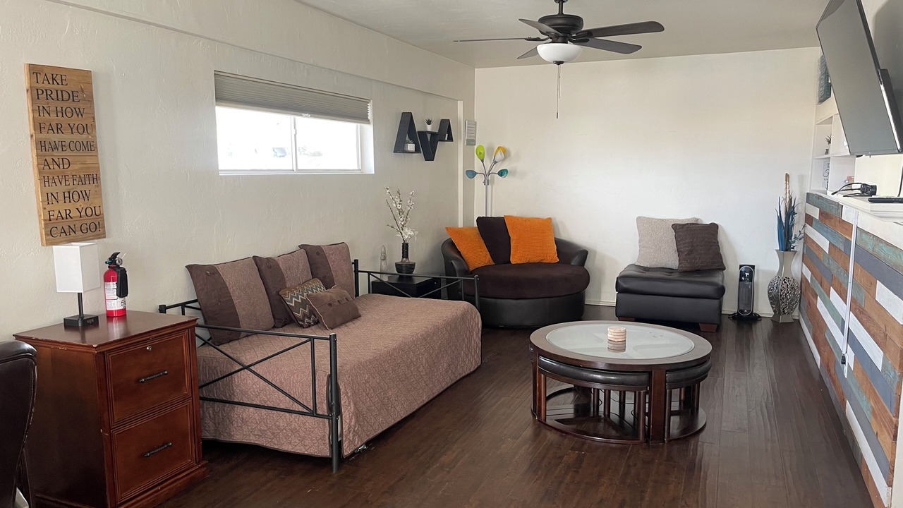 Photo of Livingroom in Taft