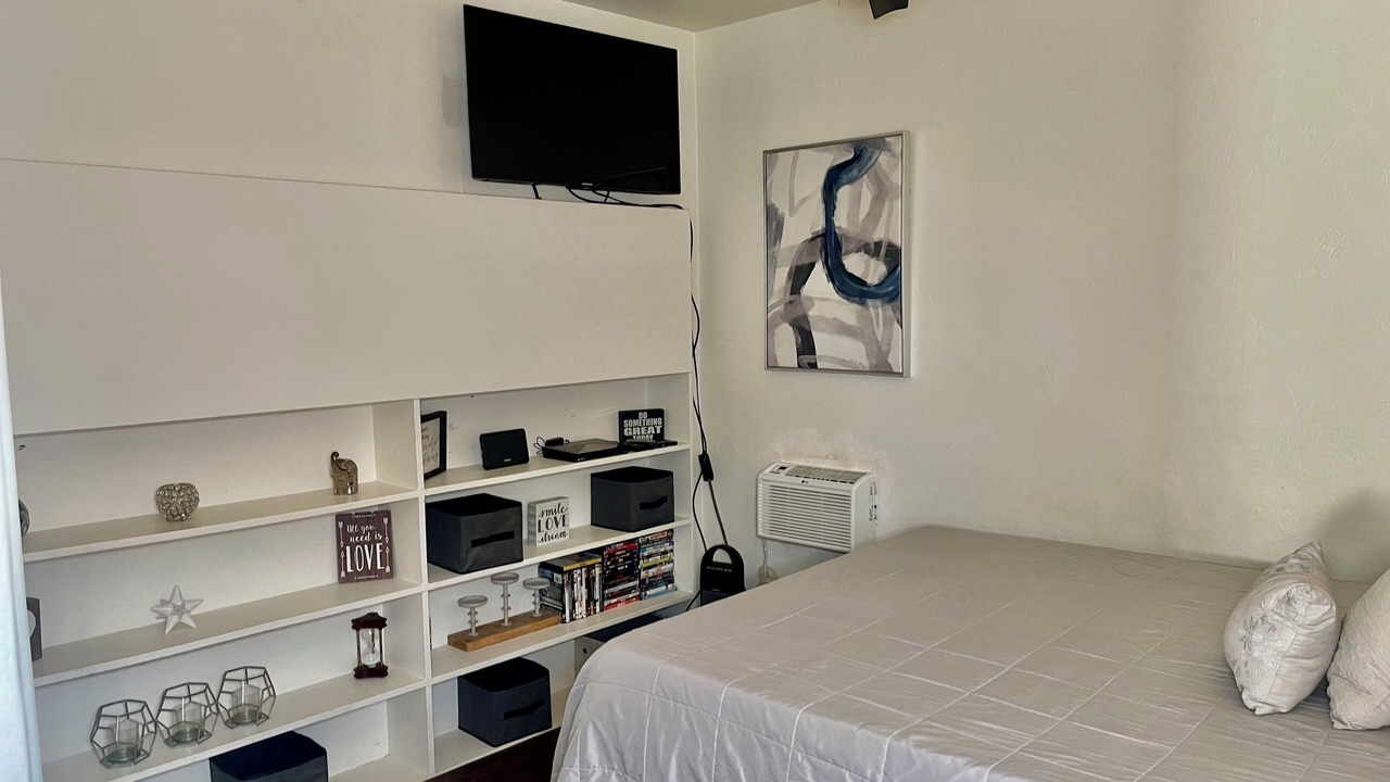 Photo of Bedroom in Taft