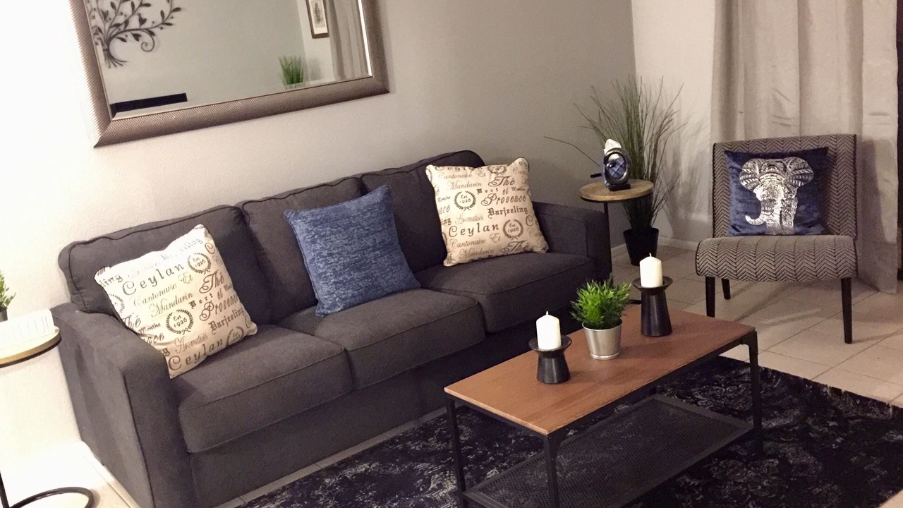 Photo of Livingroom in Eastside