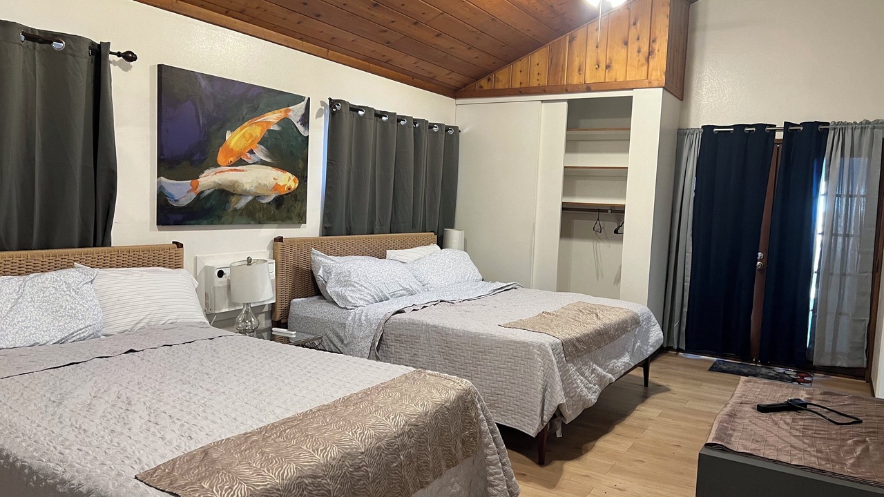 Photo of Bedroom in Midway City