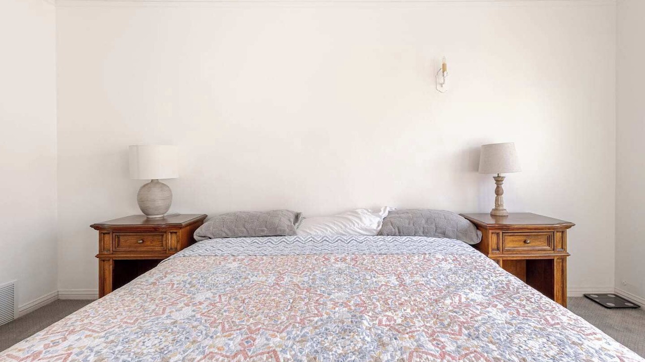 Photo of Bedroom in Mid-Wilshire