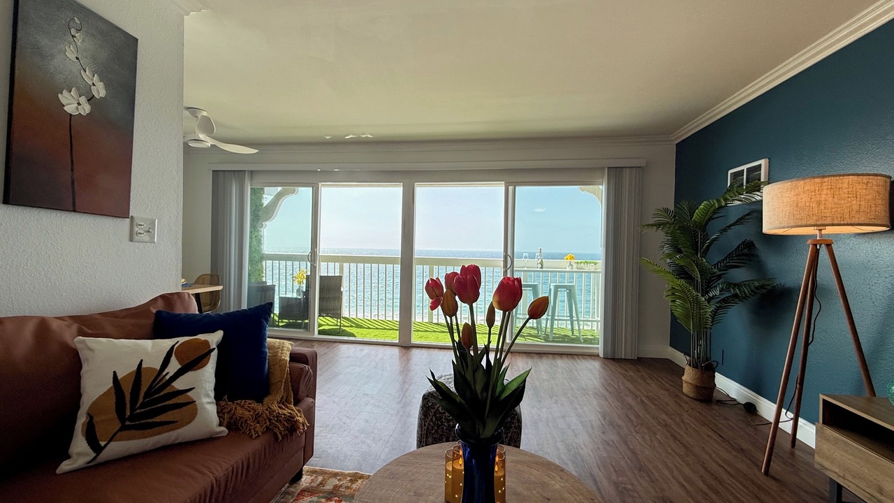 Photo of Livingroom in South Redondo