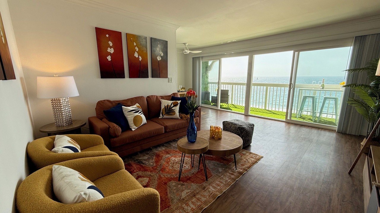Photo of Livingroom in South Redondo