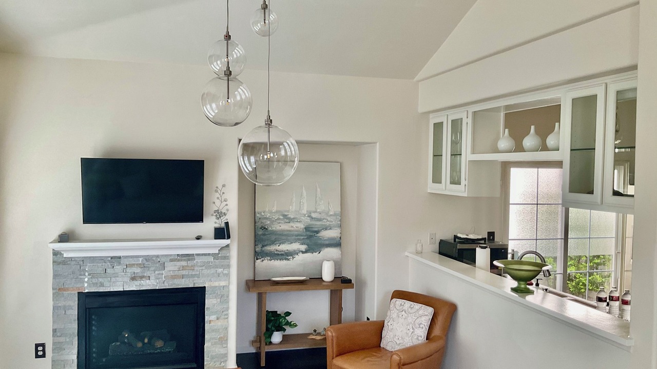 Photo of Livingroom in Orchard Hills