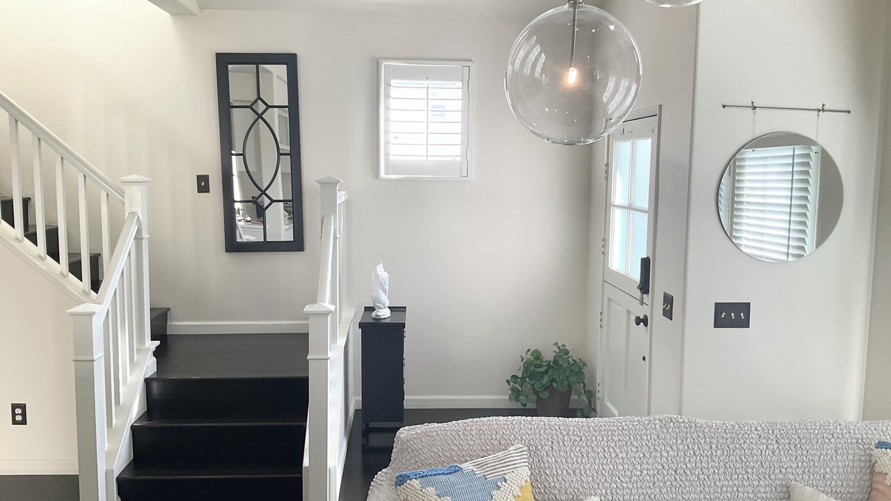 Photo of Livingroom in Orchard Hills