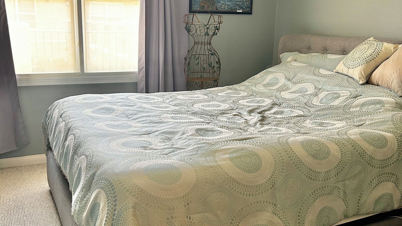Photo of Bedroom in Pasadena