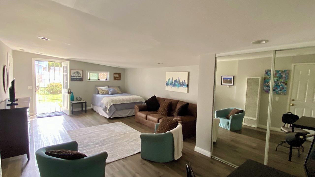 Photo of Bedroom in North Redondo