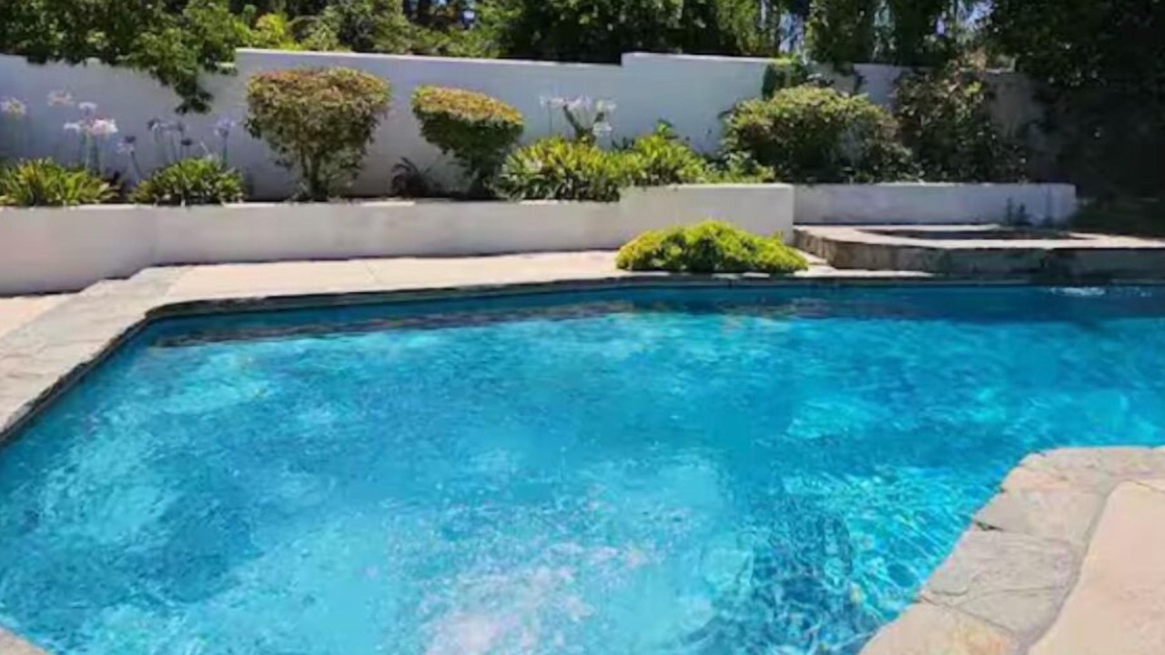 Photo of Outdoor in Woodland Hills