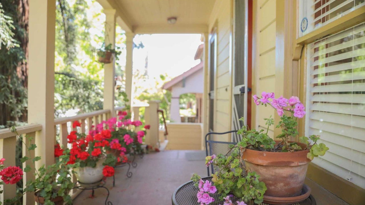 Photo of Others in Piedmont Avenue
