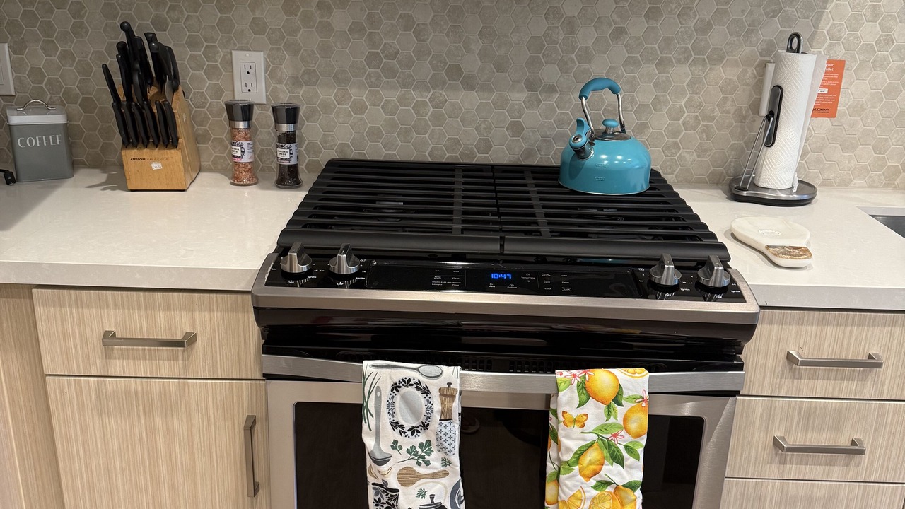 Photo of Kitchen in Airport Area