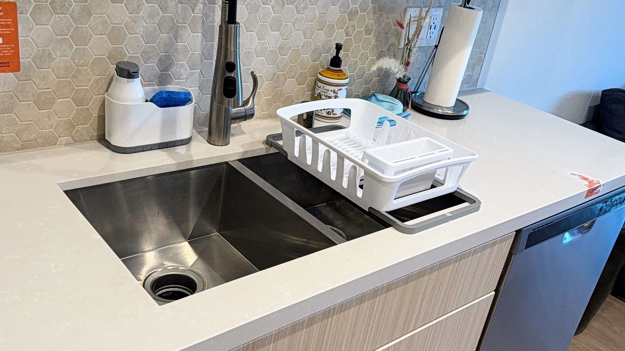 Photo of Kitchen in Airport Area