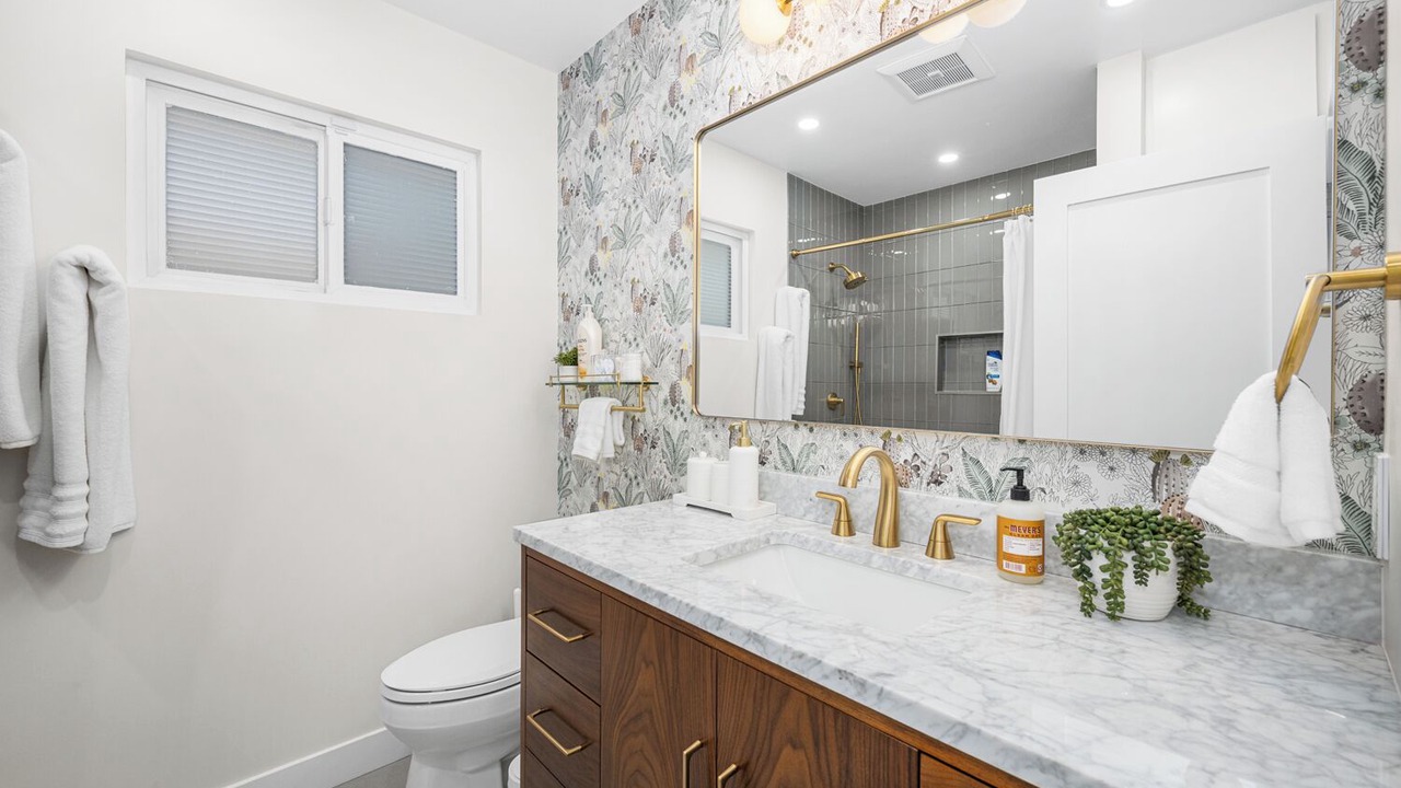 Photo of Bathroom in El Dorado South