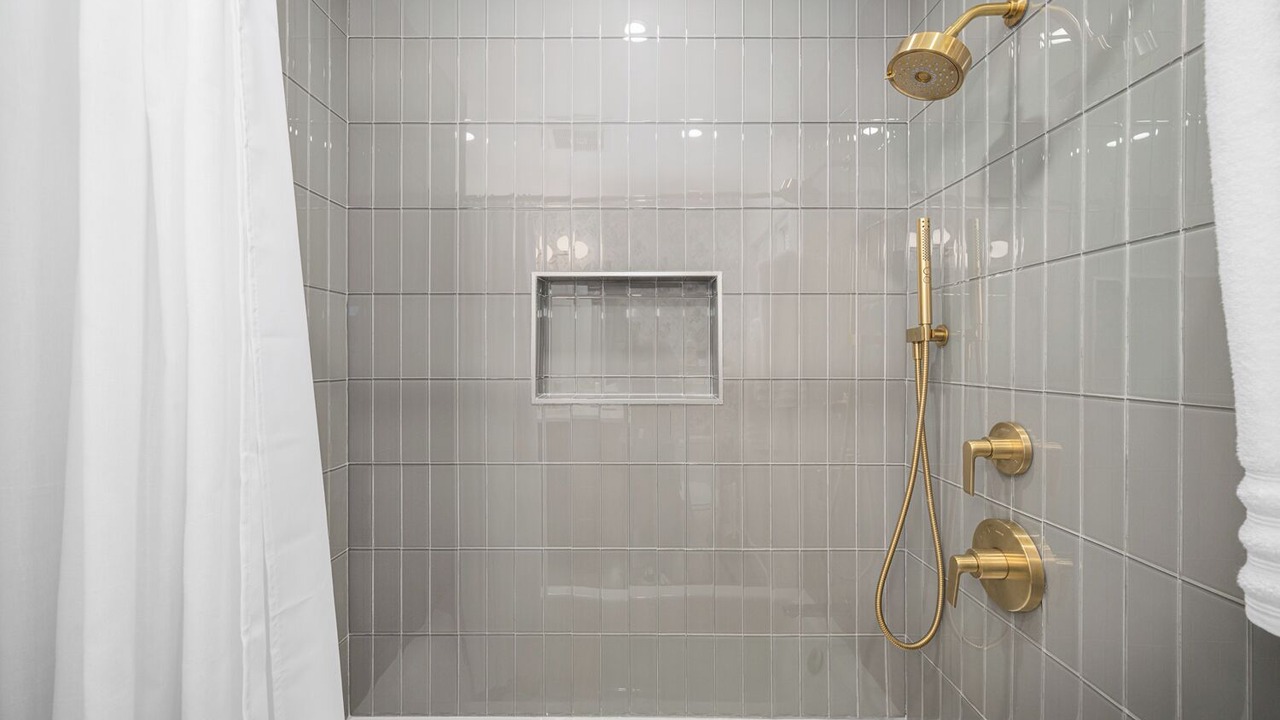 Photo of Bathroom in El Dorado South