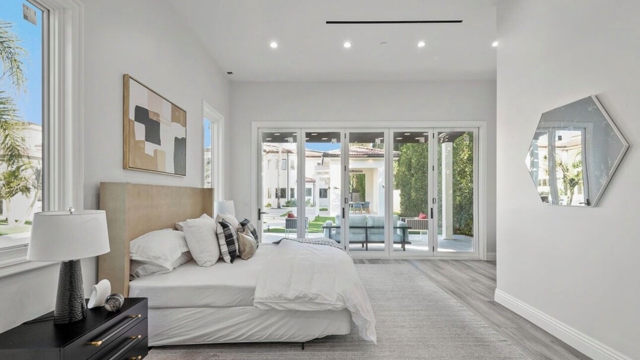 Photo of Bedroom in Tarzana