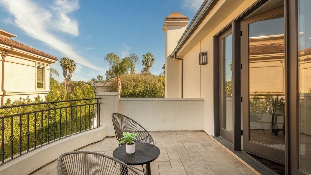 Photo of Patio Balcony in Tarzana