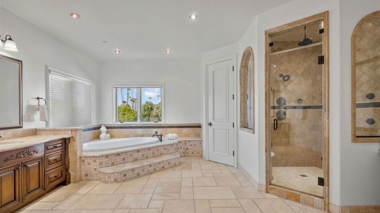 Photo of Bathroom in Tarzana