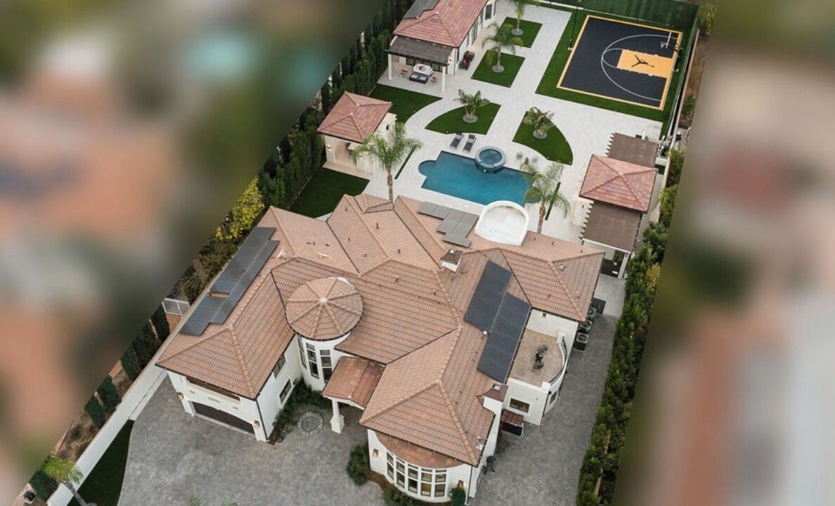 Photo of Outdoor in Tarzana