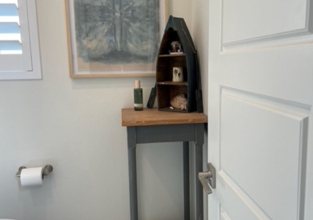 Photo of Bathroom in Oxnard Dunes